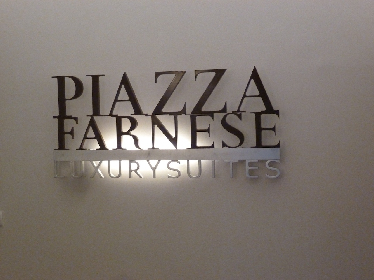Farnese Luxury Suites
